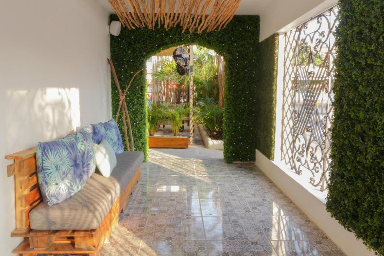 Lucky Duck Pj Hotel Cancun Luaran gambar