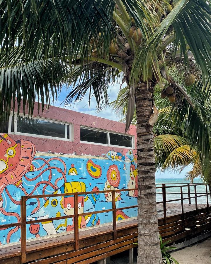 Lucky Duck Pj Hotel Cancun Luaran gambar